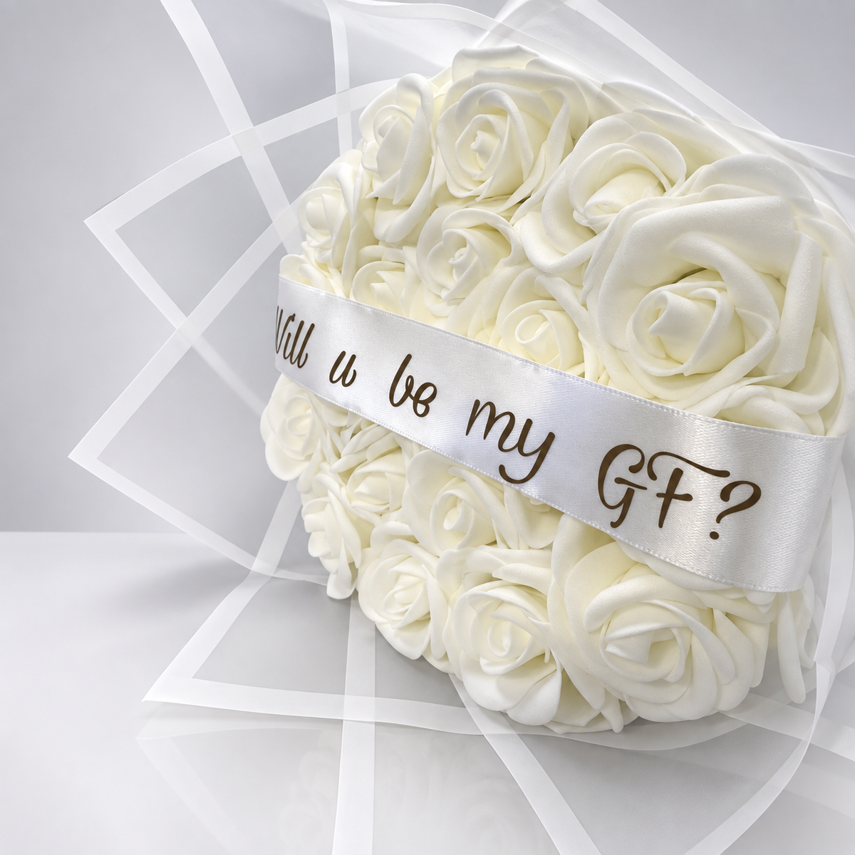 Weißes Rosenbouquet